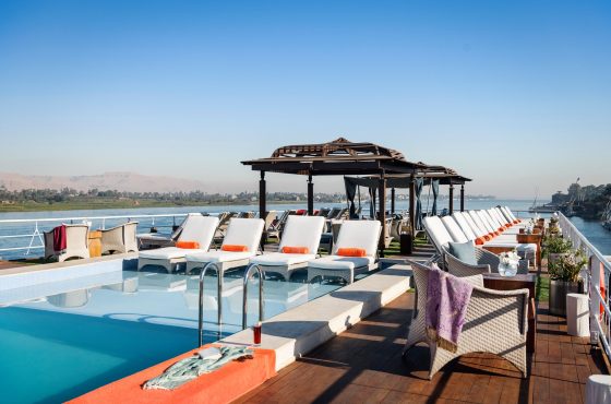 4-Day Nile Cruise Aswan and Luxor Hot Air Balloon with Abu Simbel