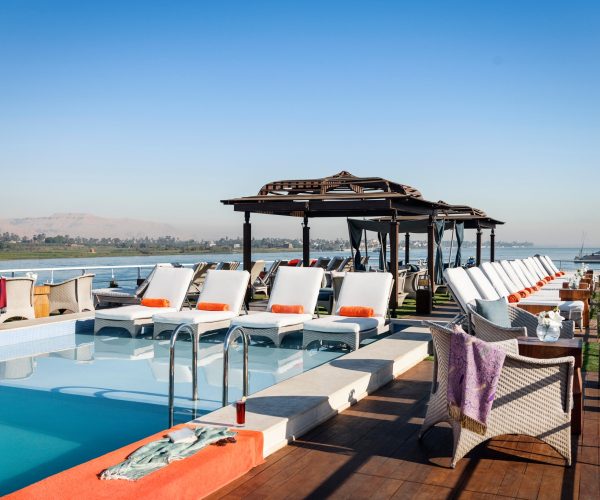 4-Day Nile Cruise Aswan and Luxor Hot Air Balloon with Abu Simbel